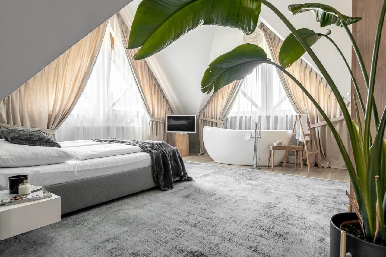 Hotel Zawrat - Blisko Natury Bialka Tatrzanska Ngoại thất bức ảnh